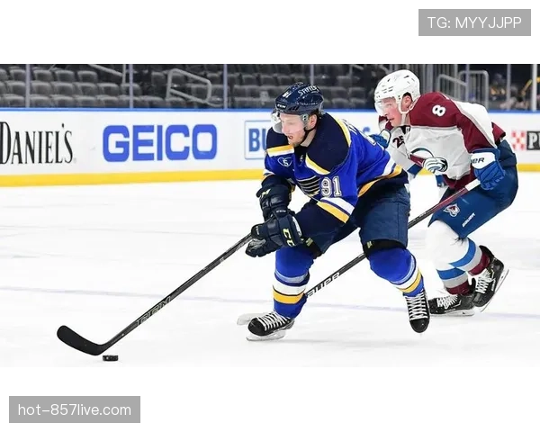 科罗拉多雪崩主场四球完胜鸭队 麦金农连续十场得分创队史纪录